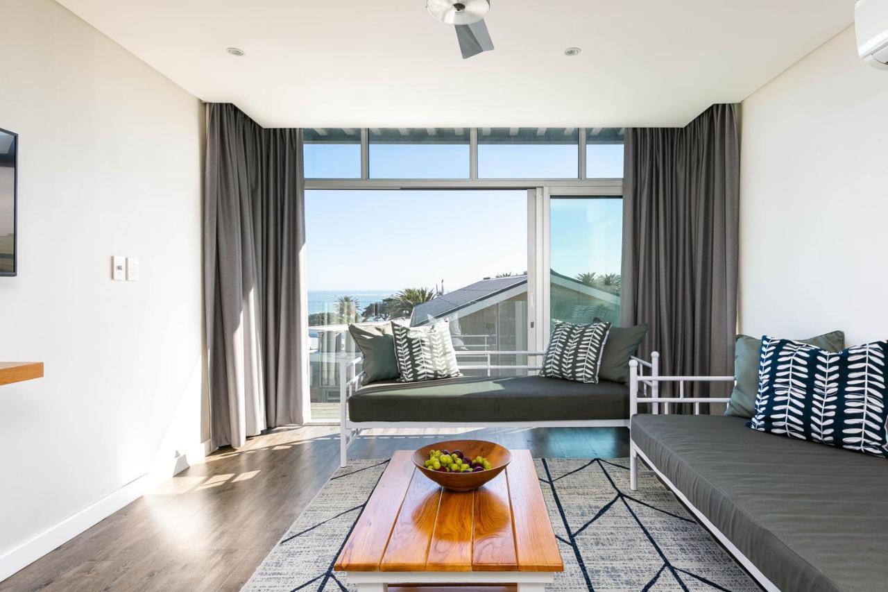 Beach Views -Camps Bay Village Le Cap Extérieur photo