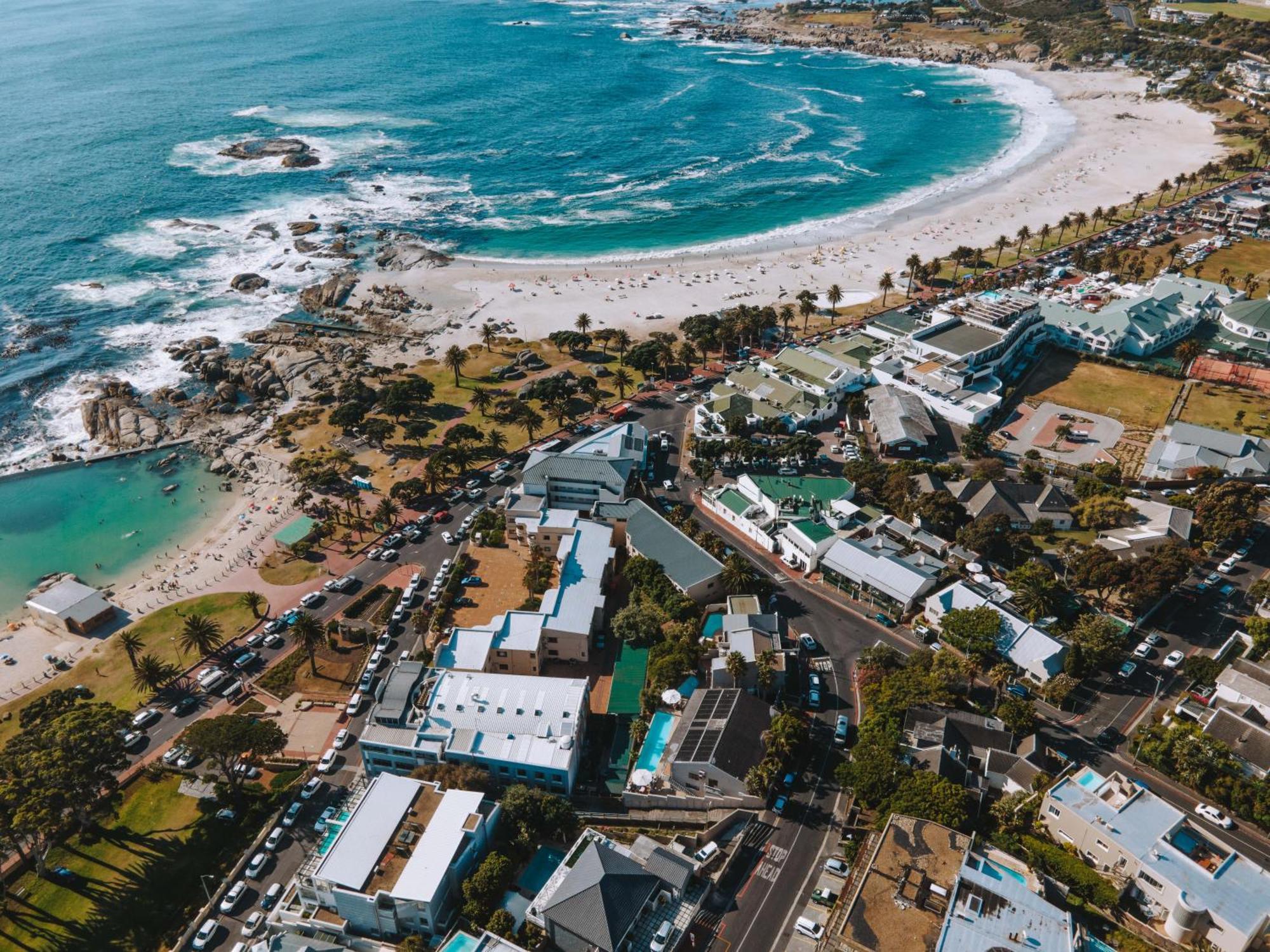Beach Views -Camps Bay Village Le Cap Extérieur photo